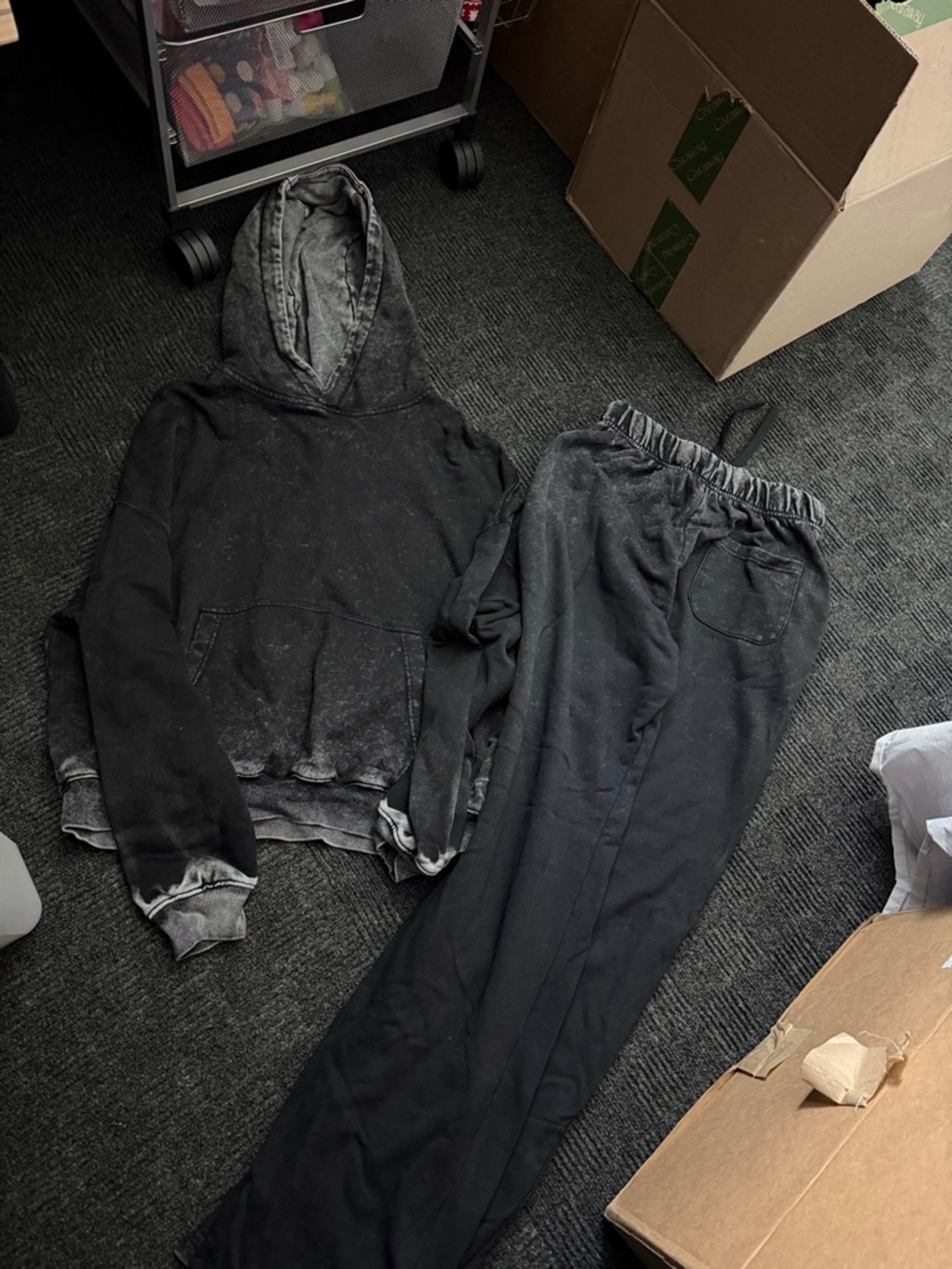 Black Wide Leg Lounge Pants - Brand Unspecified